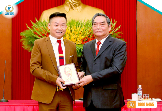 nhan-giai-thuong